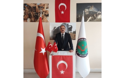 UZMAN ÇAVUŞLARIN YAŞADIKLARI HAKSIZLIKLARI VE ESKİ UZMAN ÇAVUŞLARIN SIKINTILARINI DİLE GETİRDİ